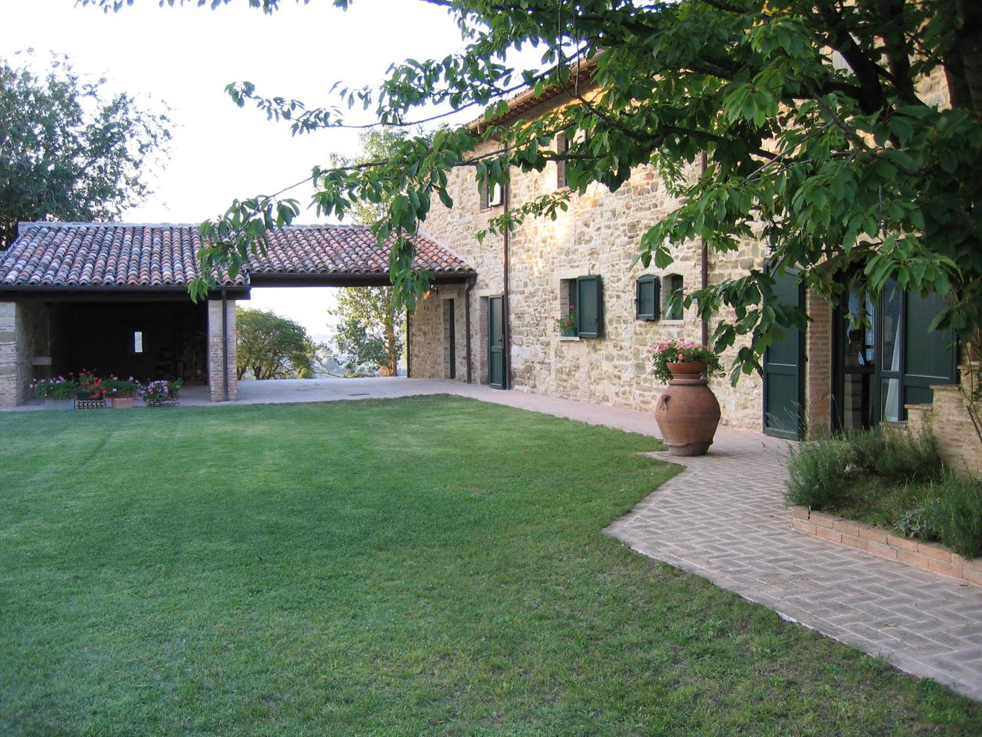 Azienda Agraria Montelujano グッビオ エクステリア 写真