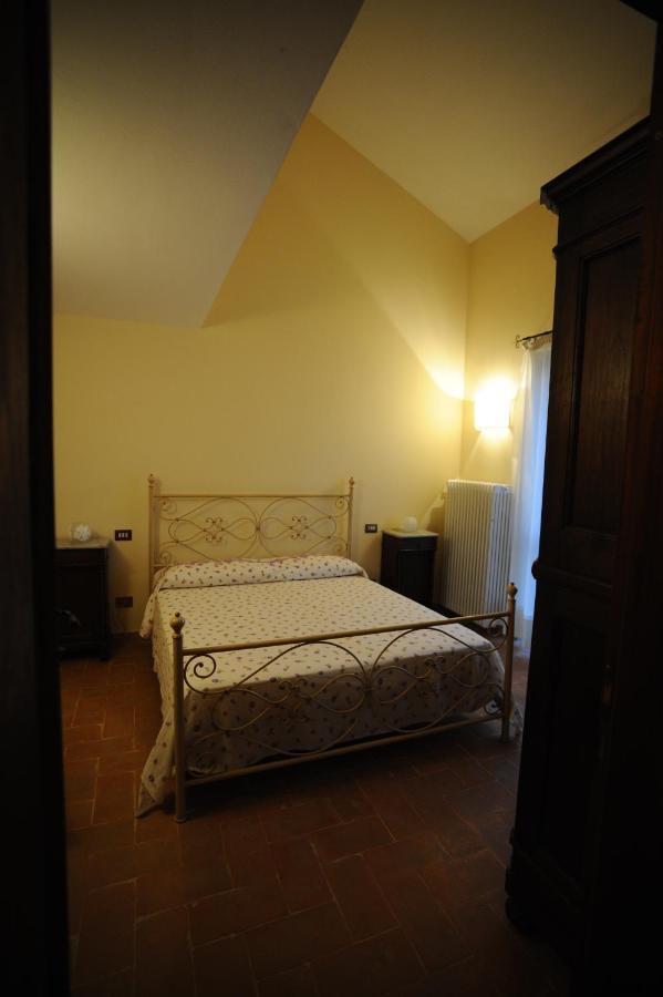 Azienda Agraria Montelujano グッビオ 部屋 写真